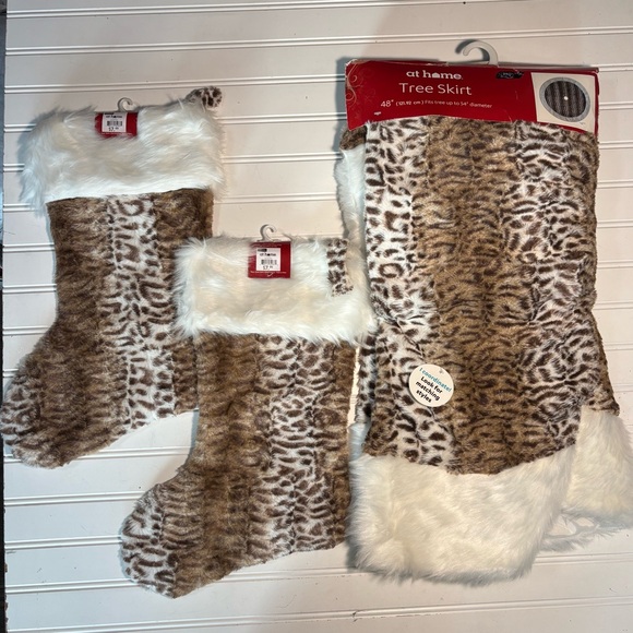 Other - Animal print Christmas tree skirt 48 inches diam and 2 stockings Set New